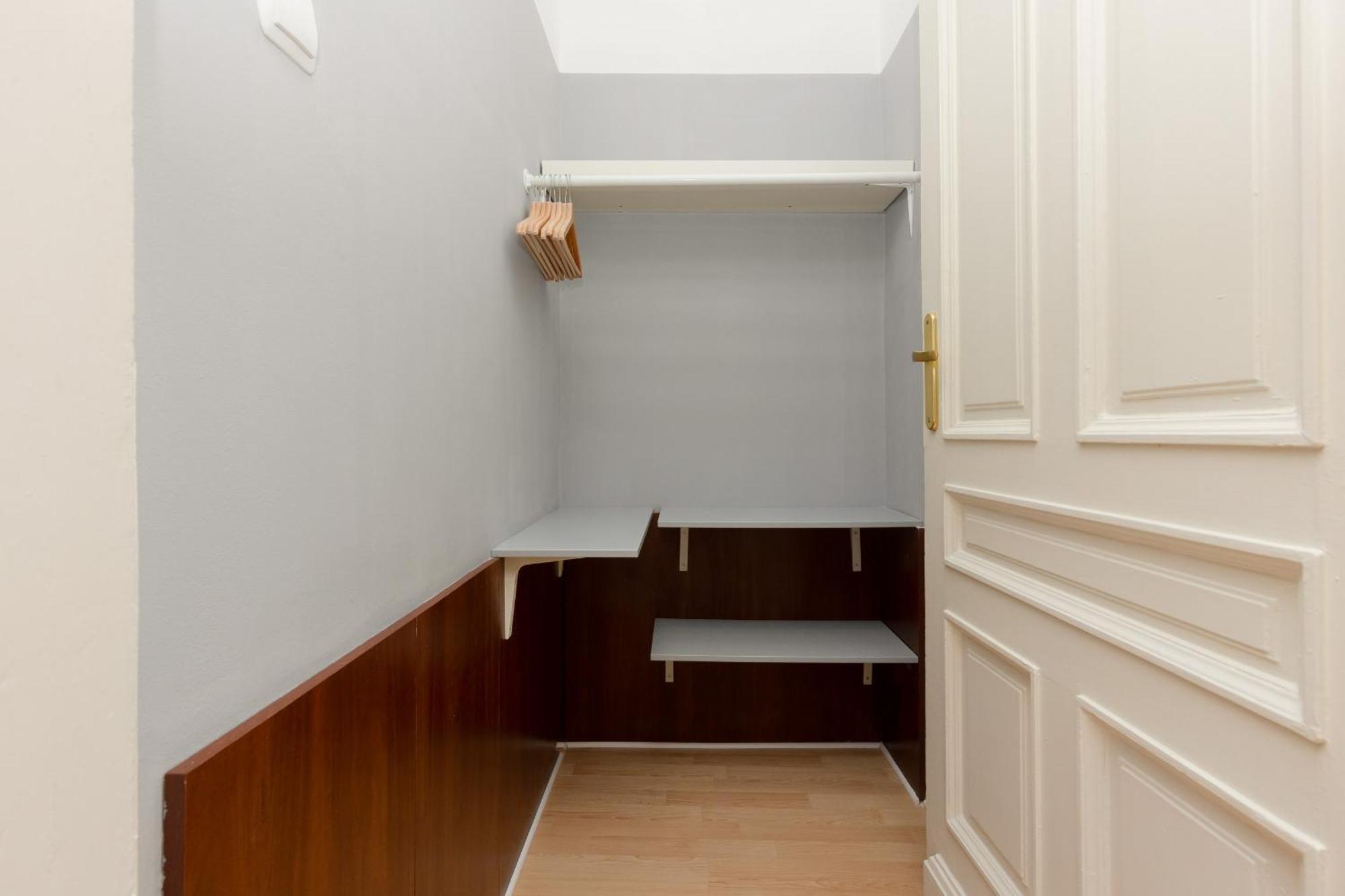 Leilighet Sunny Lwowska Street Metro By Renters